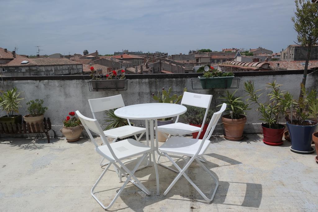 Penthouse Apartment Overlooking Place Carnot Carcassonne Exterior foto